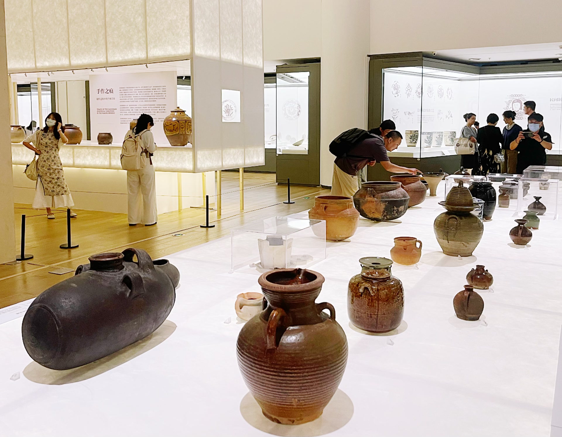 &ldquo;陶融萬象:中國現代民間陶瓷藝術展&rdquo;開幕